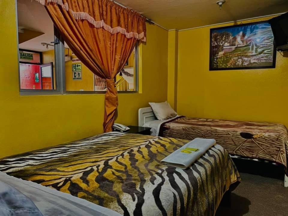Hotel Jimmy Latacunga Kültér fotó